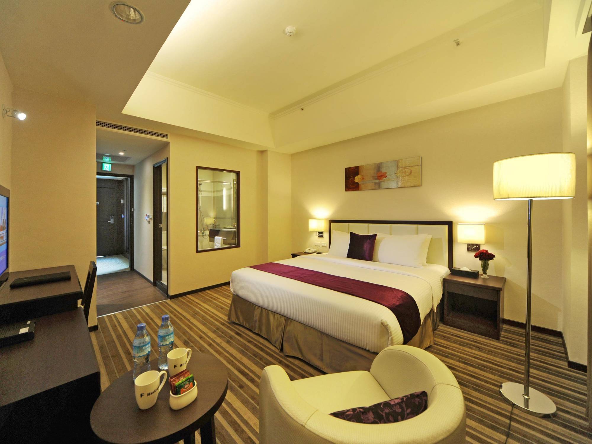 F Hotel - Hualien Bagian luar foto