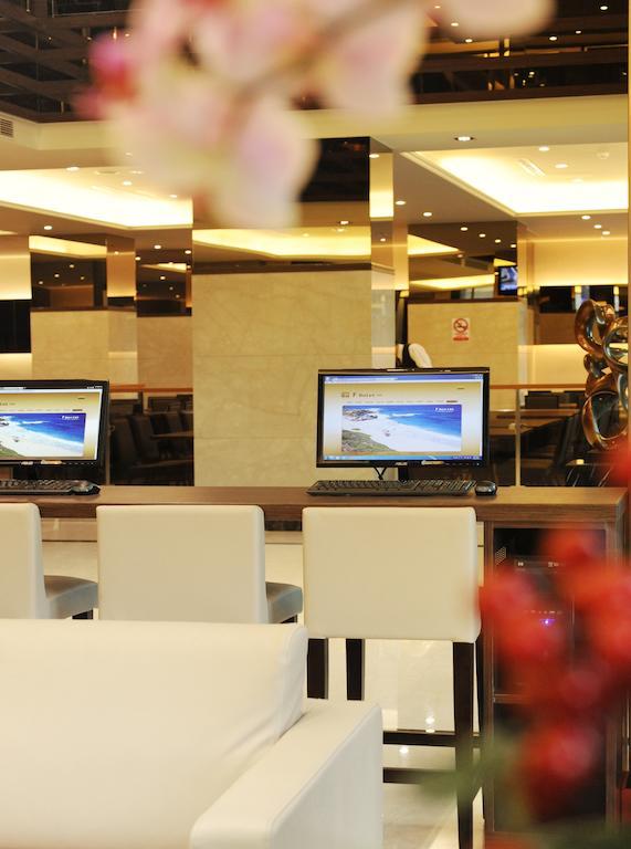 F Hotel - Hualien Bagian luar foto